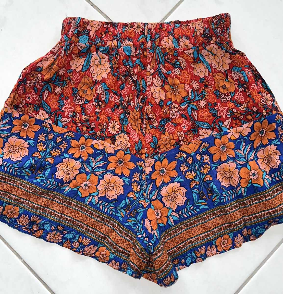 Pantaloni: SHORTS GR. S neuwertig – Nuovo (secondo la descrizione) da Unteraegeri venduto da MH203 2