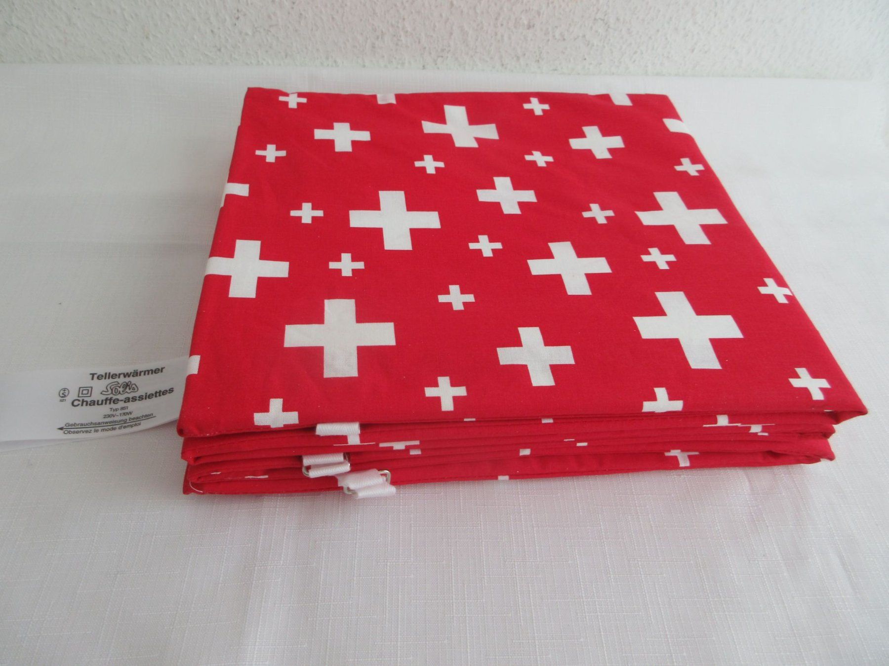 Solis Elettrodomestici da cucina: Tellerwärmer Solis Design Collection rot – Usato da Binningen venduto da Oldfashion 1