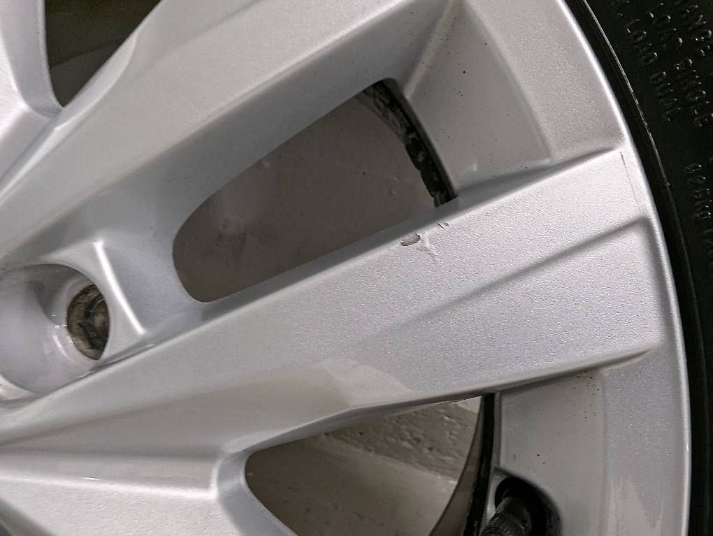 Pneumatici & Ruote complete: Original VW T5 / T6 Winterräder – Usato da Flüh venduto da Tavullia 3