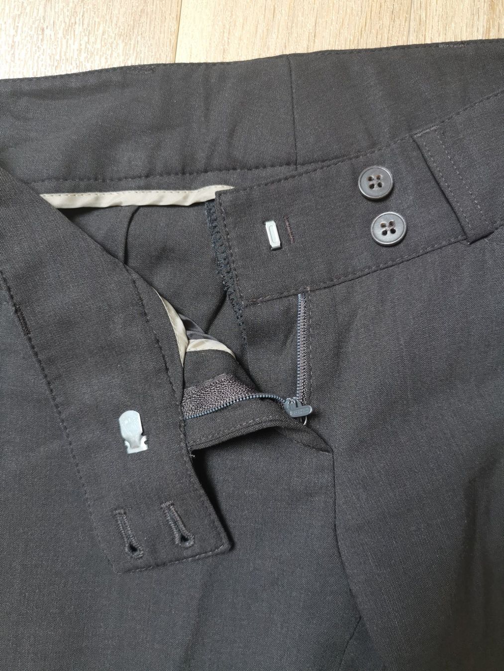 Pantaloni: Anzughose / Greiff / 36 / S / dunkelbraun – Usato da Gelfingen venduto da Meierbeat 1