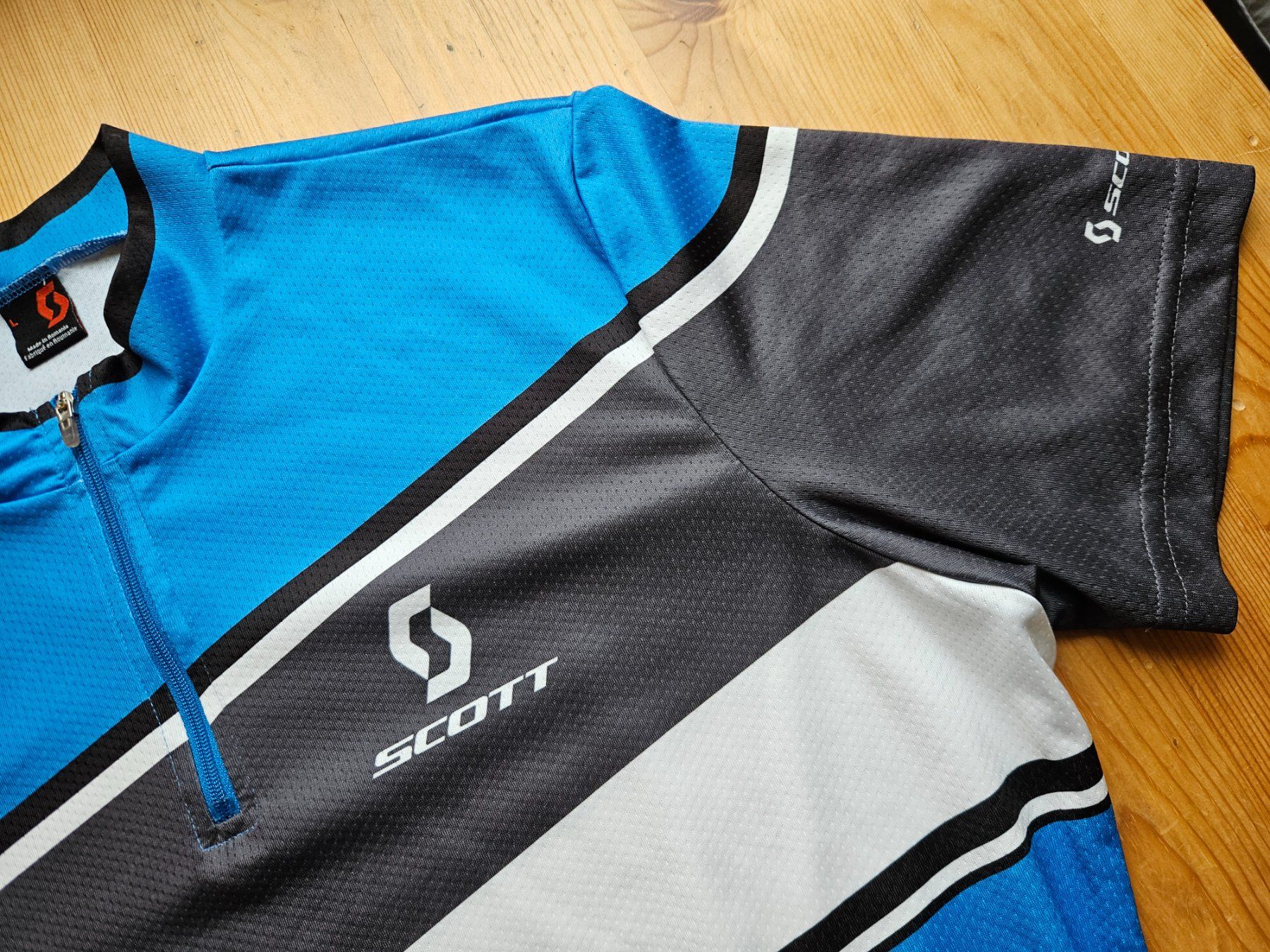 Scott Leibchen & Hosen: Radtrikot Scott Grösse L Velo Fahrrad Trikot Radsport – Gebraucht aus Hägglingen von United-Village-Trade 1