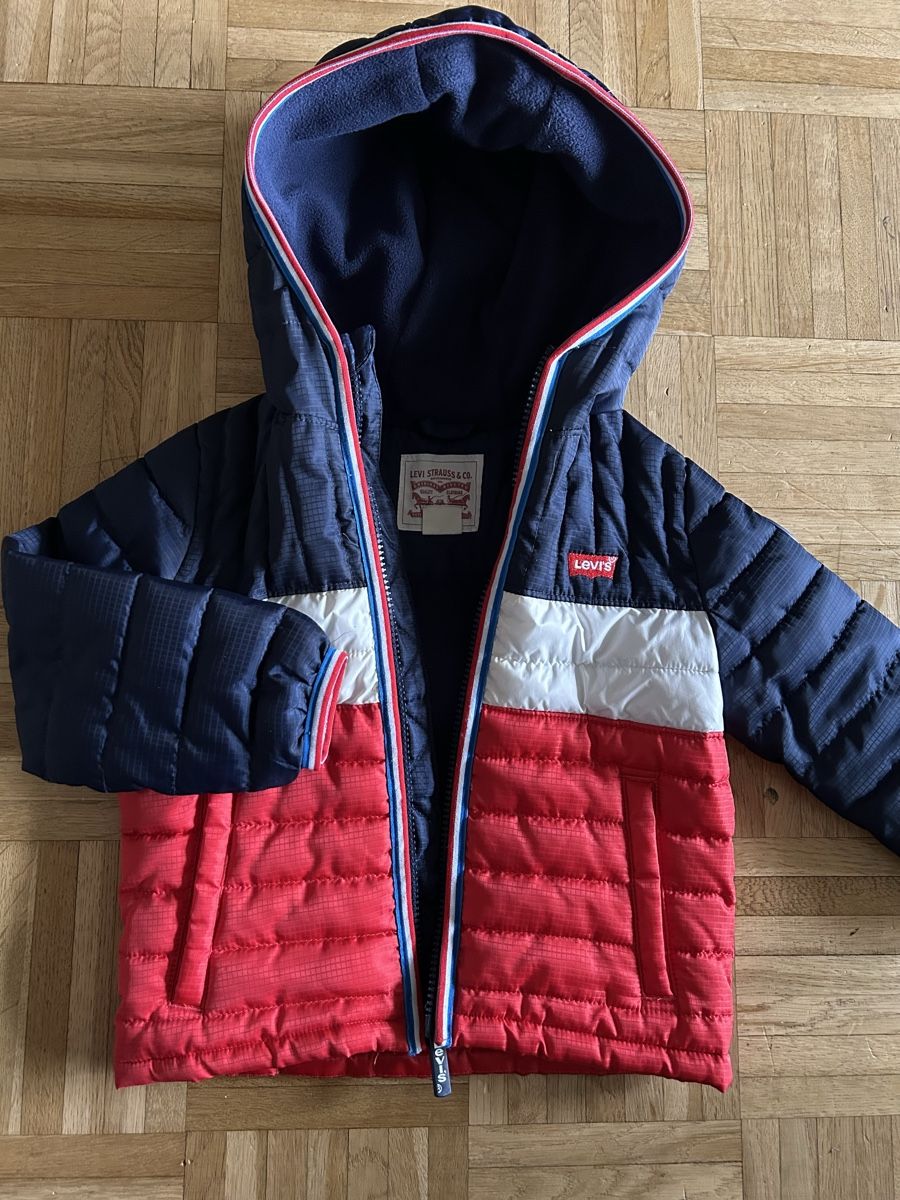 Levi's Giacche & Cappotti: Veste entre-saison Levi’s / taille 98 – Usato da Meyrin venduto da Bronx86