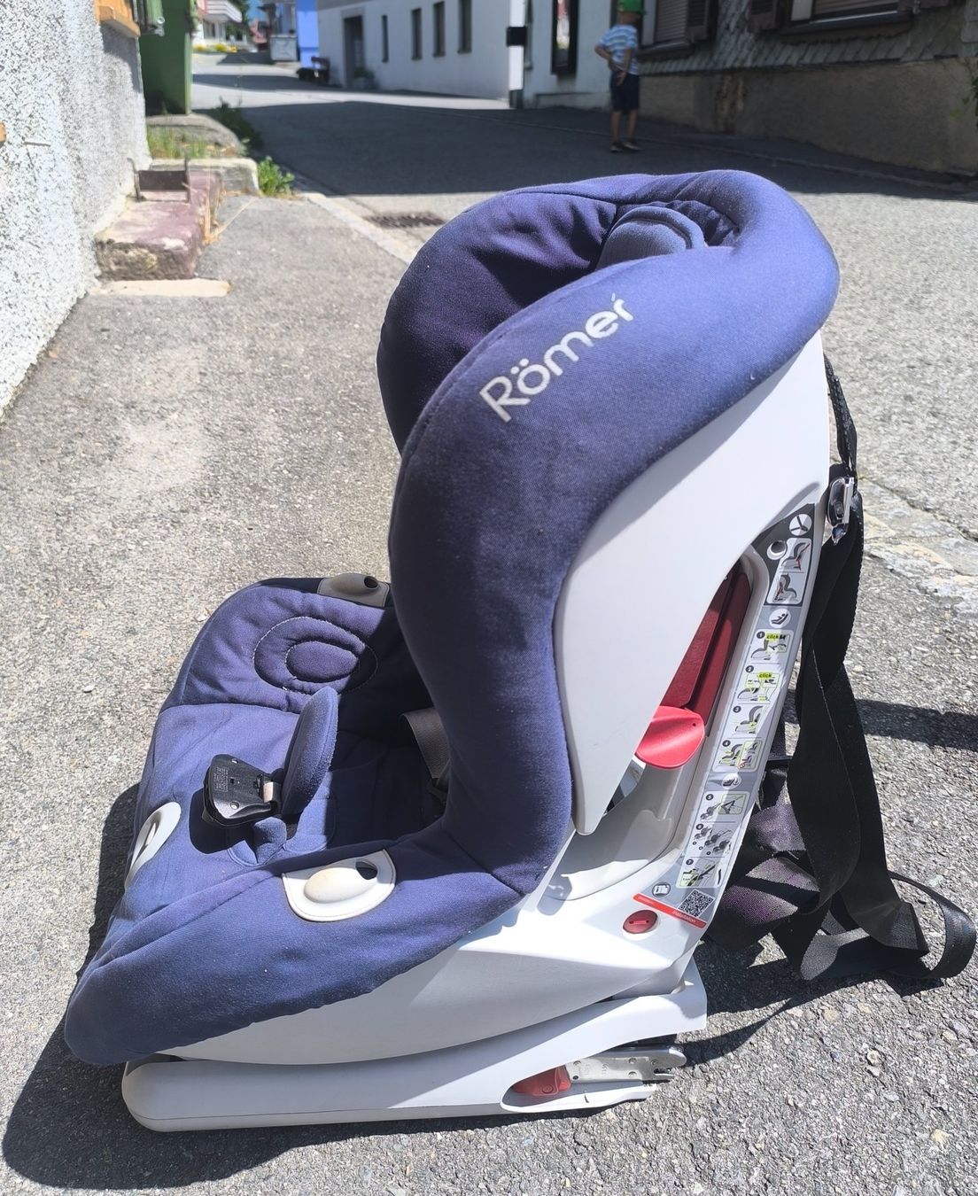 Britax Römer Seggiolini per auto: Kindersitz Britax Römer/ Autositz ab 9 kg – Usato da Gams venduto da MissTraveller 1