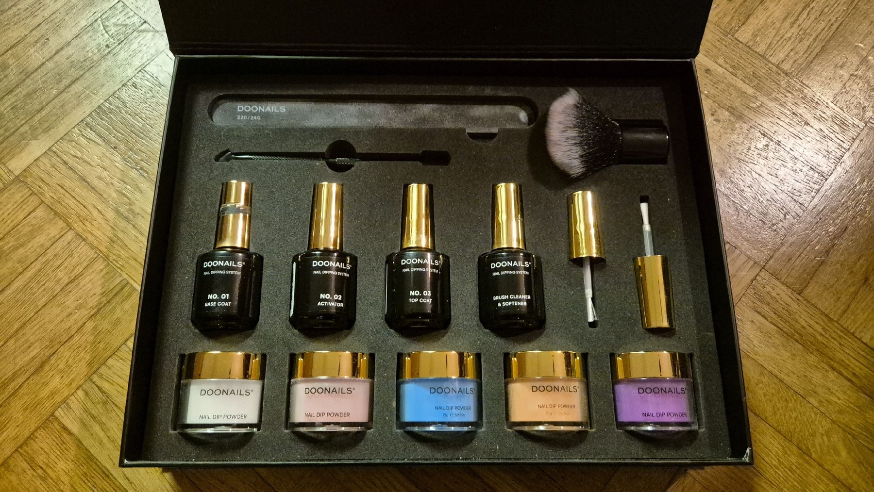 Doonails Smalto per unghie: Doonails Dipping Powder Set mit 4 Farben – Usato da Zürich venduto da pha_k58q