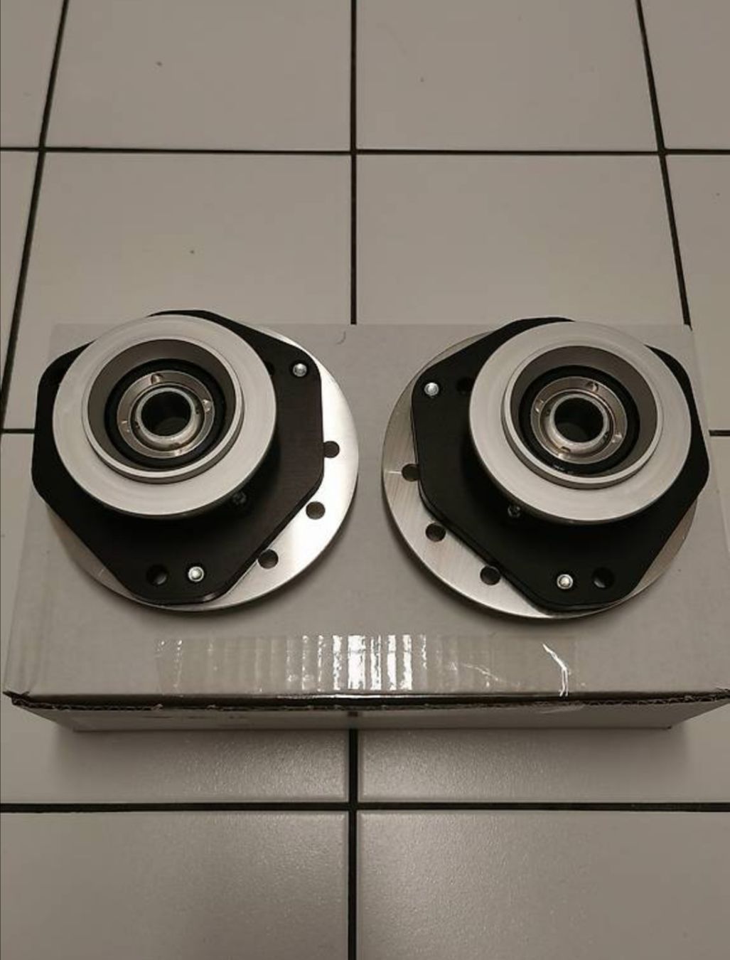 BMW Tutti pezzi di ricambio auto: BMW e30 Millway Domlager – Nuovo e nell'imballaggio originale da Zuchwil venduto da Leu_44 1
