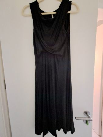 Robe noire Mysuro taille S, fluide et élégante, idéale été