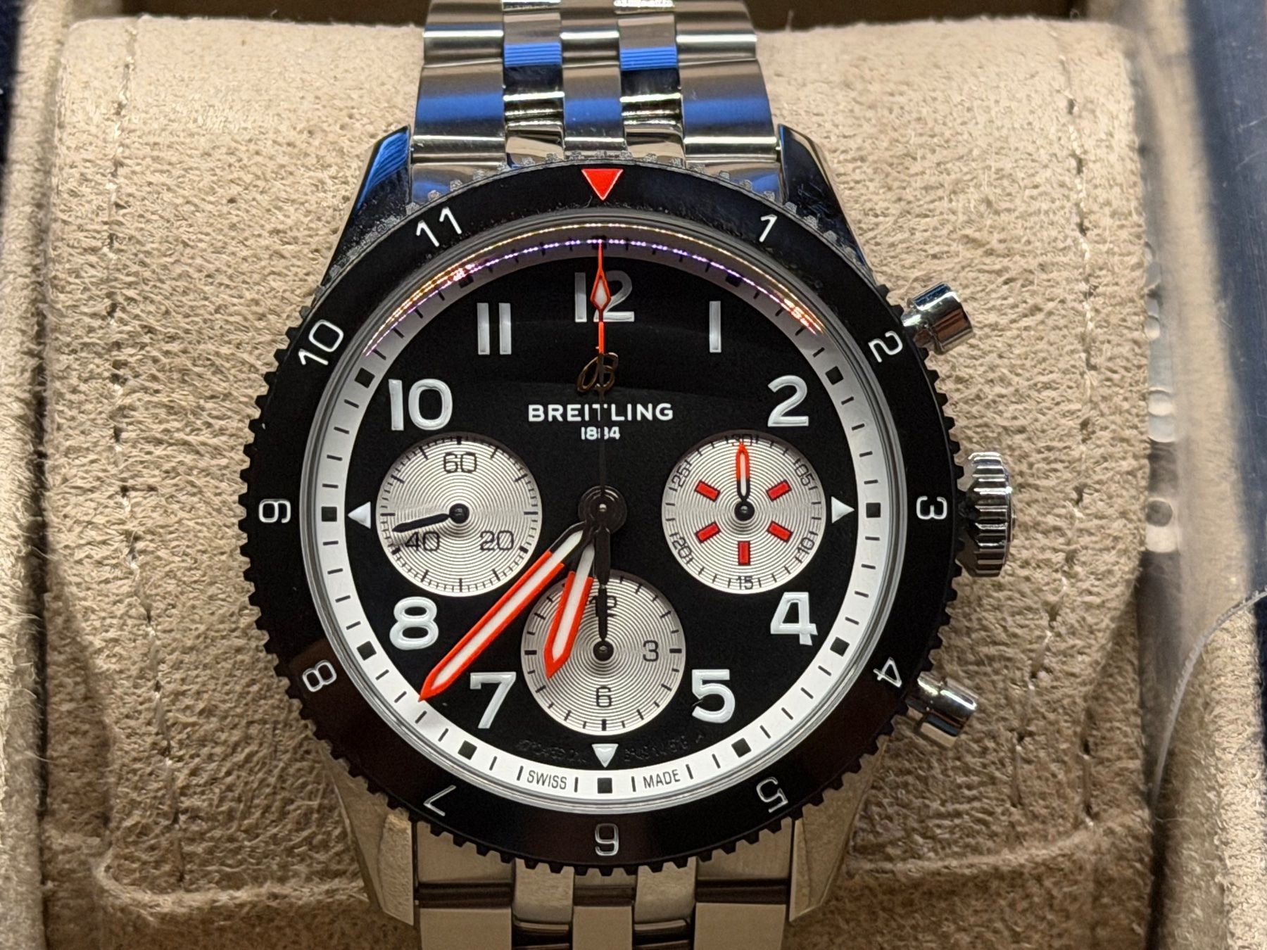 Breitling Orologi: Breitling Classic Avi Chronograph 42mm Mosquito – Nuovo e nell'imballaggio originale da Aarau venduto da trader1000 1