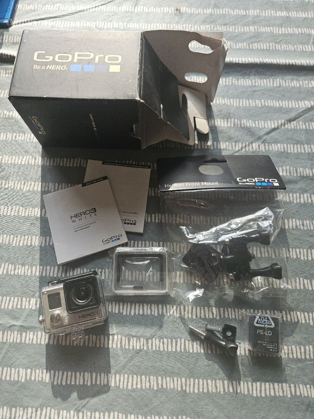 Gopro Action Cam: GO PRO HERO 3 WHITE – Nuovo (secondo la descrizione) da Thônex venduto da lacomtessedesfees