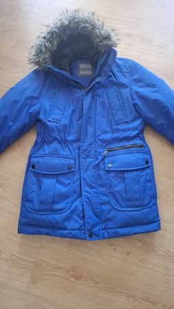 Esprit Winterjacke blau mit Kapuze Grösse S gebraucht