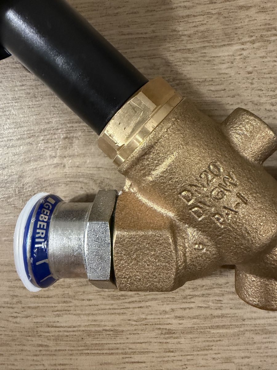 Geberit Rubinetteria: Absperrventil Messing DN20 Geberit Mapress M – Nuovo (secondo la descrizione) da Waltenschwil venduto da kneda 1