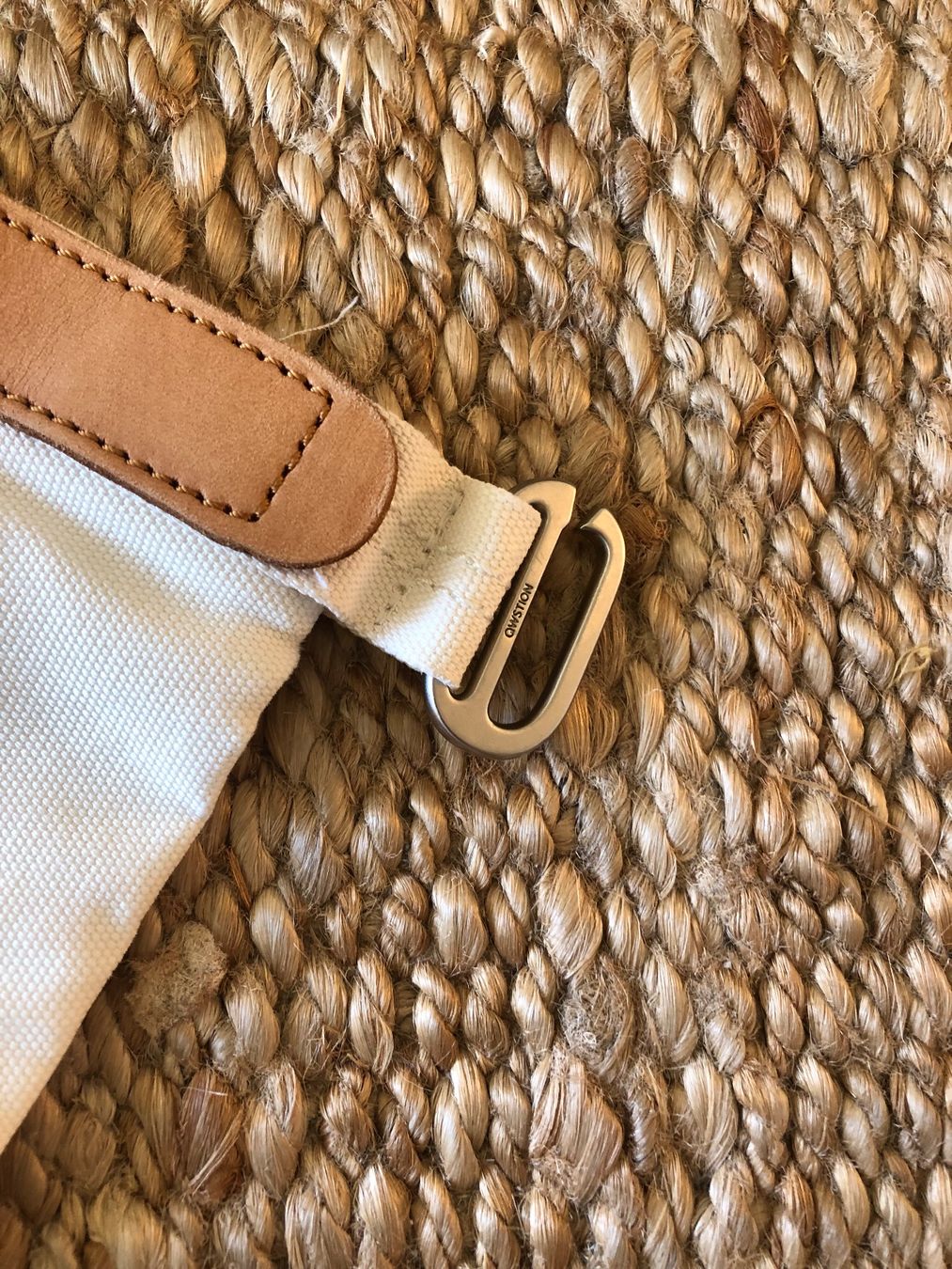 Qwstion Zaini: Qwstion Rucksack Gross – Usato da Zürich venduto da springsummer 2
