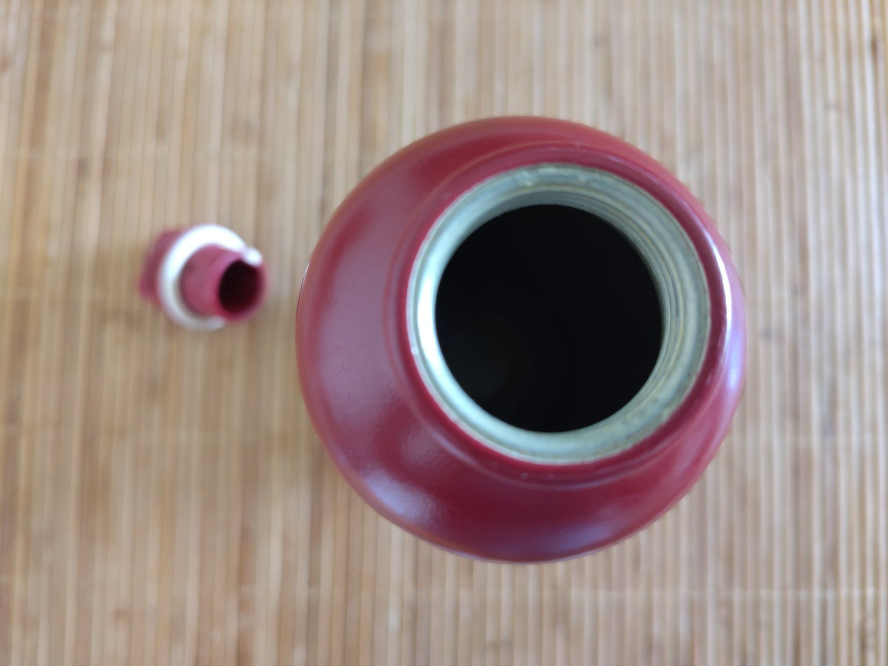 Sigg Borracce & Thermos: SIGG Trinkflasche, 5 dl, rot mit Vogelmotiv – Usato da Bern venduto da Cassiopeia-72 2