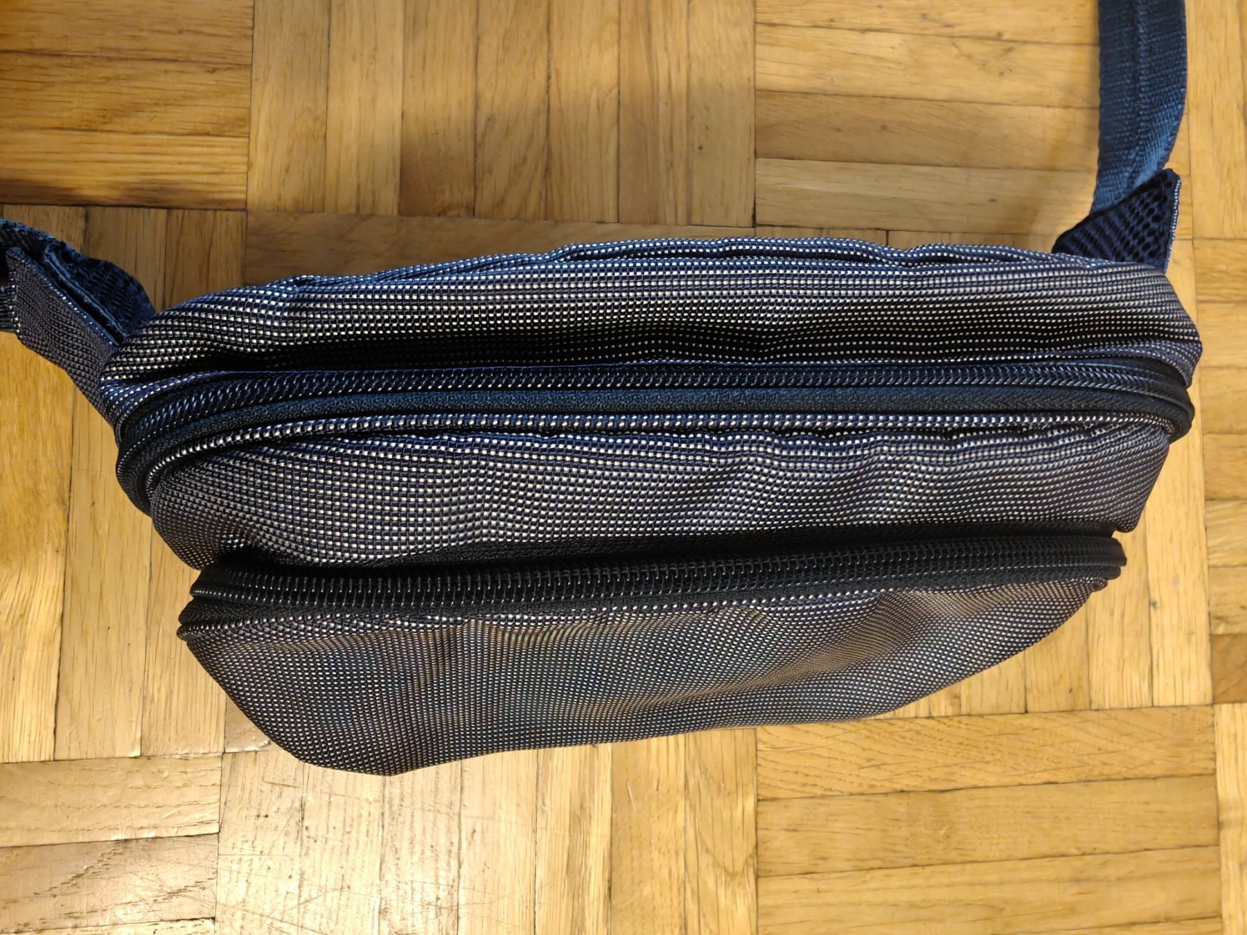 Taschen für Damen: Sicherheits-Bauchtasche – Neu (gemäss Beschreibung) aus Samedan von t_p_8nvs 4