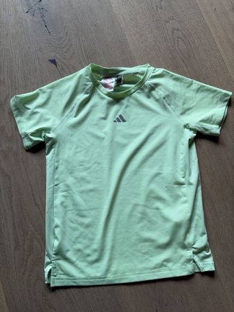 Adidas Sport T-Shirt Gr. 140 top!