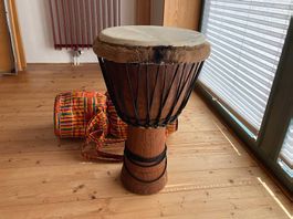 Djembe Percussion Trommel mit Tragesack