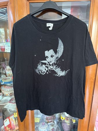 Saint Laurent tshirt L