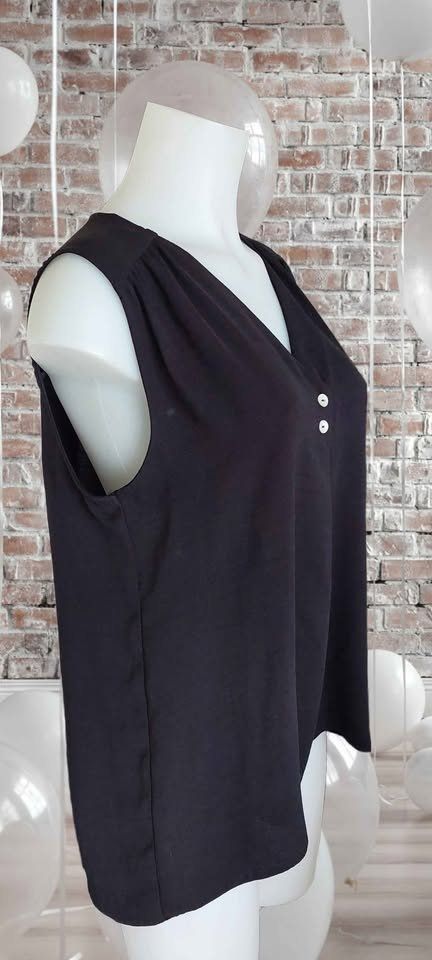 Camicette: Schwarze Bluse ärmellos Gr. L – Usato da Aarburg venduto da Hystoria 2