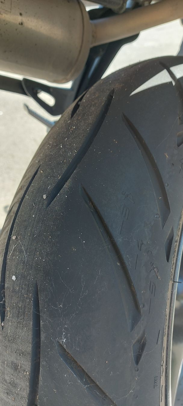 Triumph Strasse: Triumph Street Triple Motorrad – Gebraucht aus Schüpfen von BuffaloB 8