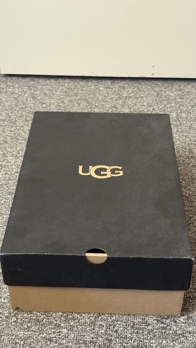 Ugg Scarpe da uomo: UGGS Ungetragen EU44 – Nuovo e nell'imballaggio originale da Zürich venduto da ow7700 4