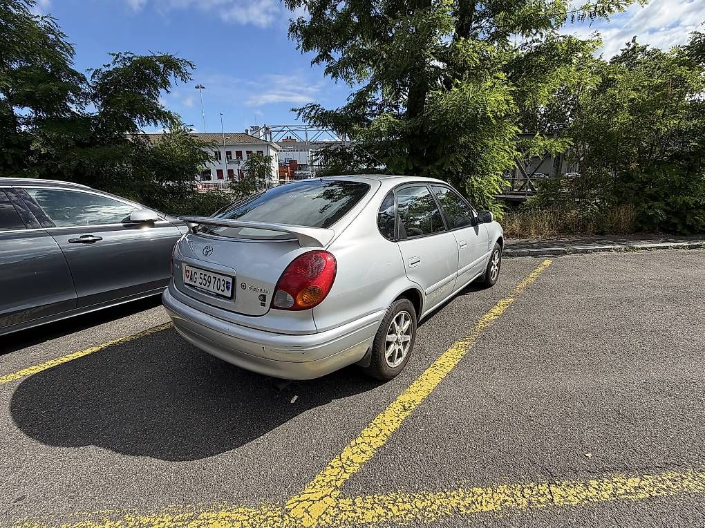 Toyota Automobili: Toyota Corolla 2001 auf Wunsch mit frischer MFK – Usato da Rheinfelden venduto da Laki95 1