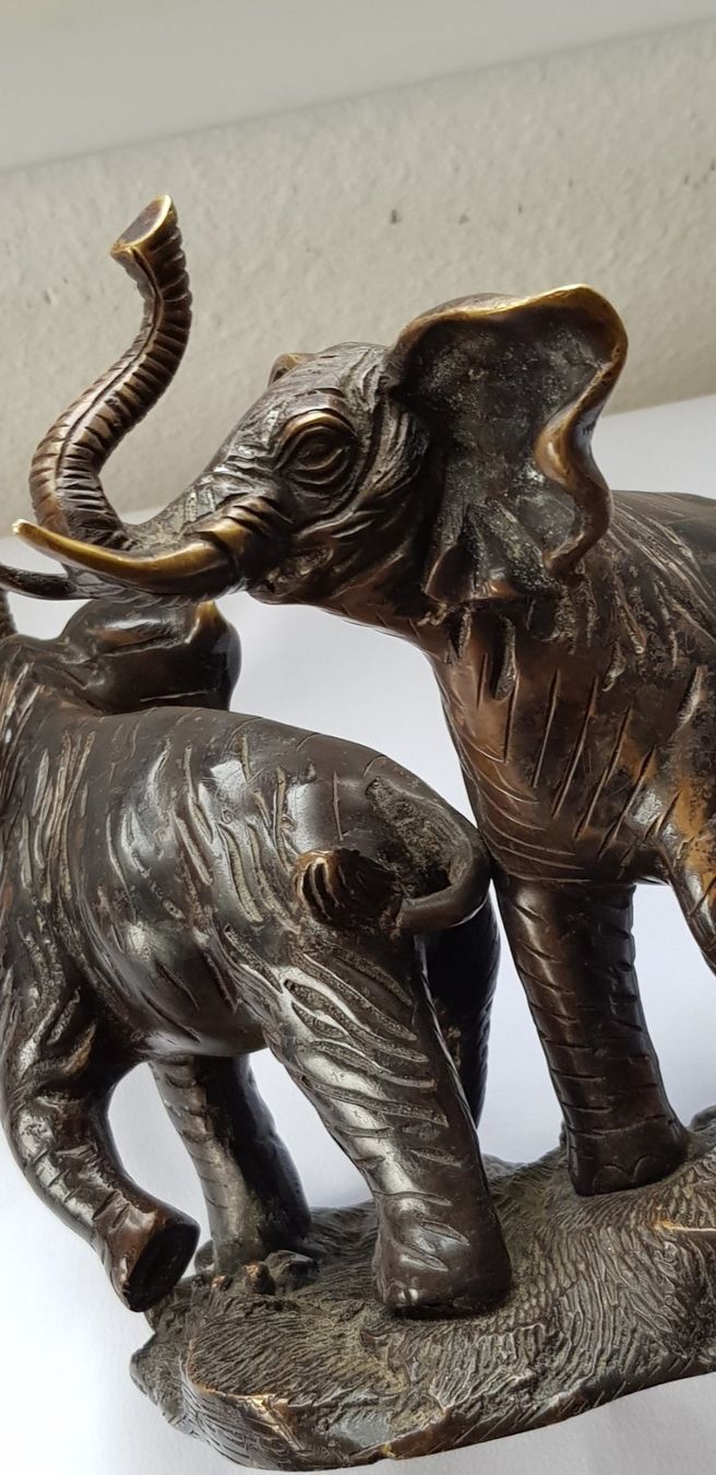 Statuette: Wiener Bronze 2 Elefanten – Usato da Dällikon venduto da Toyfan