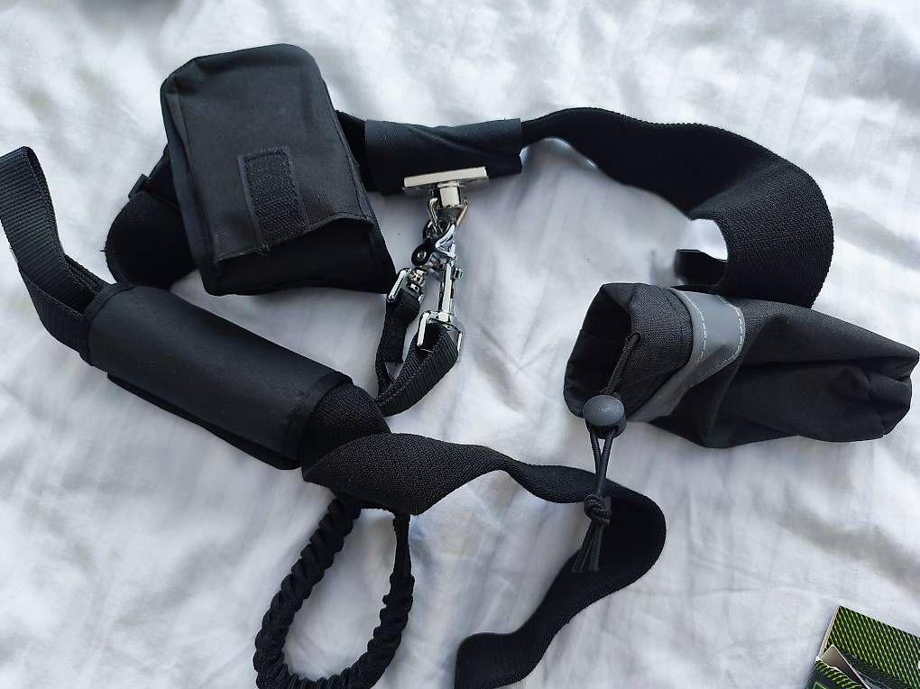 Collier et laisse: Hunde Bauchgurt Joggen – Neuf avec emballage d'origine à Zürich par nat_evers