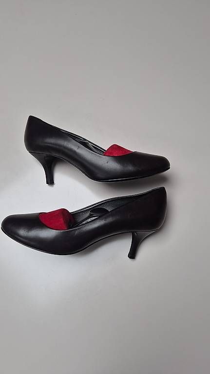 Damenschuhe: Navyboot-Pumps – Gebraucht aus Münchenstein von kat_jf2k 1