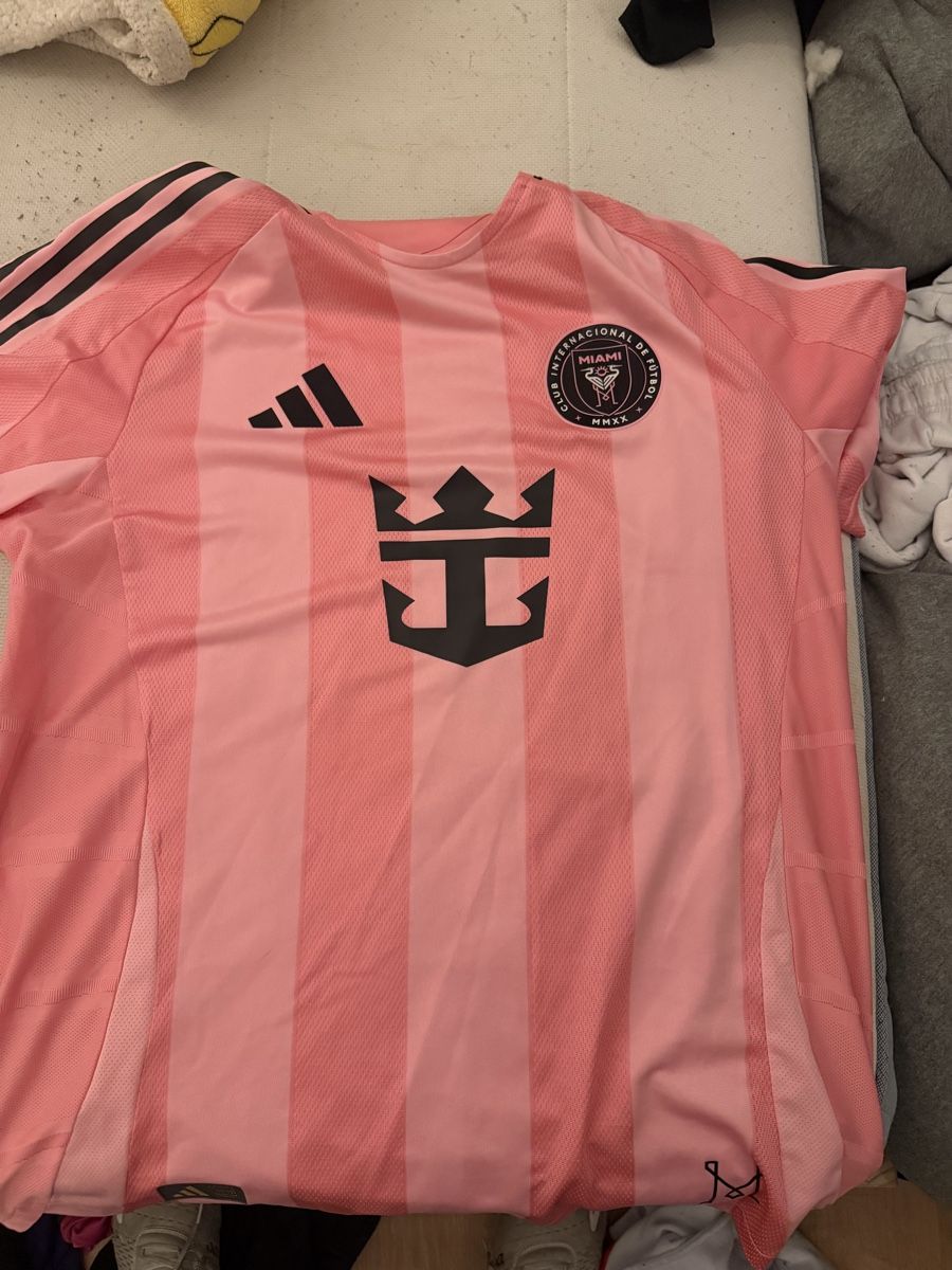 Inter Miami Canottiere & Pantaloni: Maillot Messi inter miami 25/26 version player – Usato da Petit-Lancy venduto da sam_y5wq 1