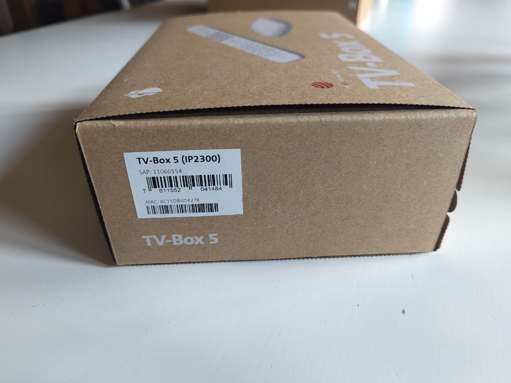 Swisscom Sistemi audio & multimediali: Swisscom TV-Box 5 (IP2300), neuve. – Nuovo e nell'imballaggio originale da Meikirch venduto da ame_db5c 1