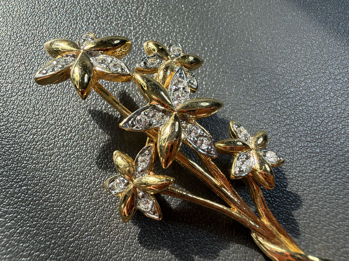 Broches & Aiguilles: Vintage Brosche Luxus Modeschmuck   – D'occasion à Lamone par LaCantinaMagica 6