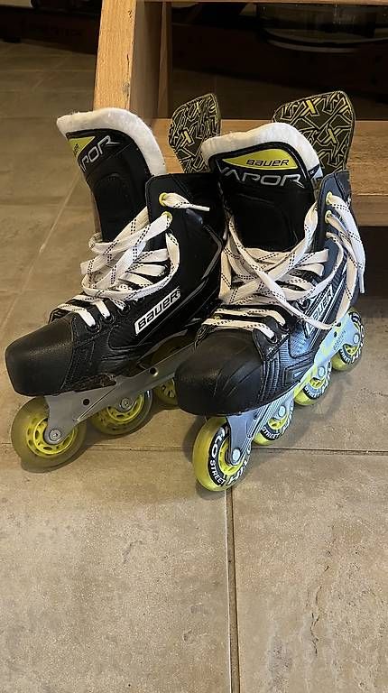 Pattini in linea & Pattini a rotelle: Zu Verkaufen: Bauer Inlinehockeyblades – Usato da Gurtnellen venduto da Queen_of_Valhalla