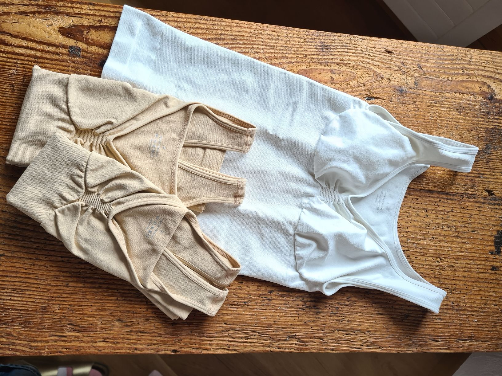 Altra biancheria intima: Invisy-wear - Top - Bodyforming – Usato da Oberuzwil venduto da Noluma