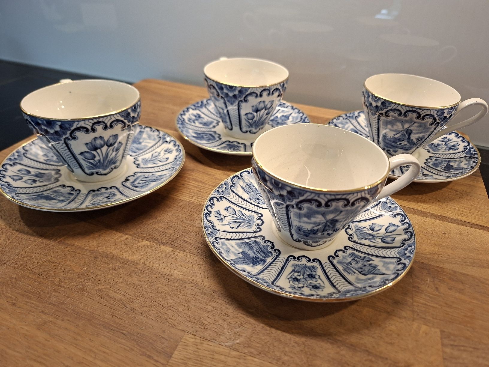 Tazze: Old Dutch Tassen vintage – Usato da Meinisberg venduto da MartinaM1972