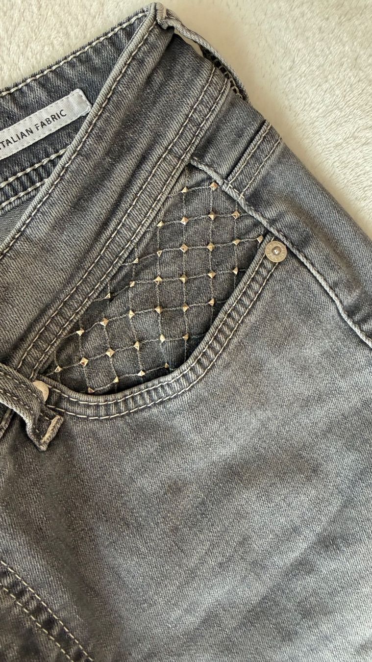 Cambio Jeans: Damen Jeans CAMBIO grau – D'occasion à Warth par sue500 3