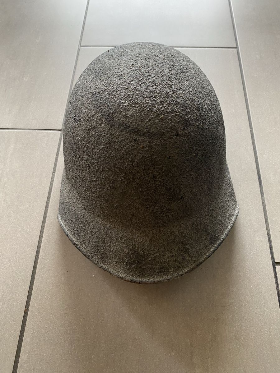 Uniformi & Effetti personali: Schweizer Armee Helm, Stahlhelm – Usato da Thörishaus venduto da luc_nsv9
