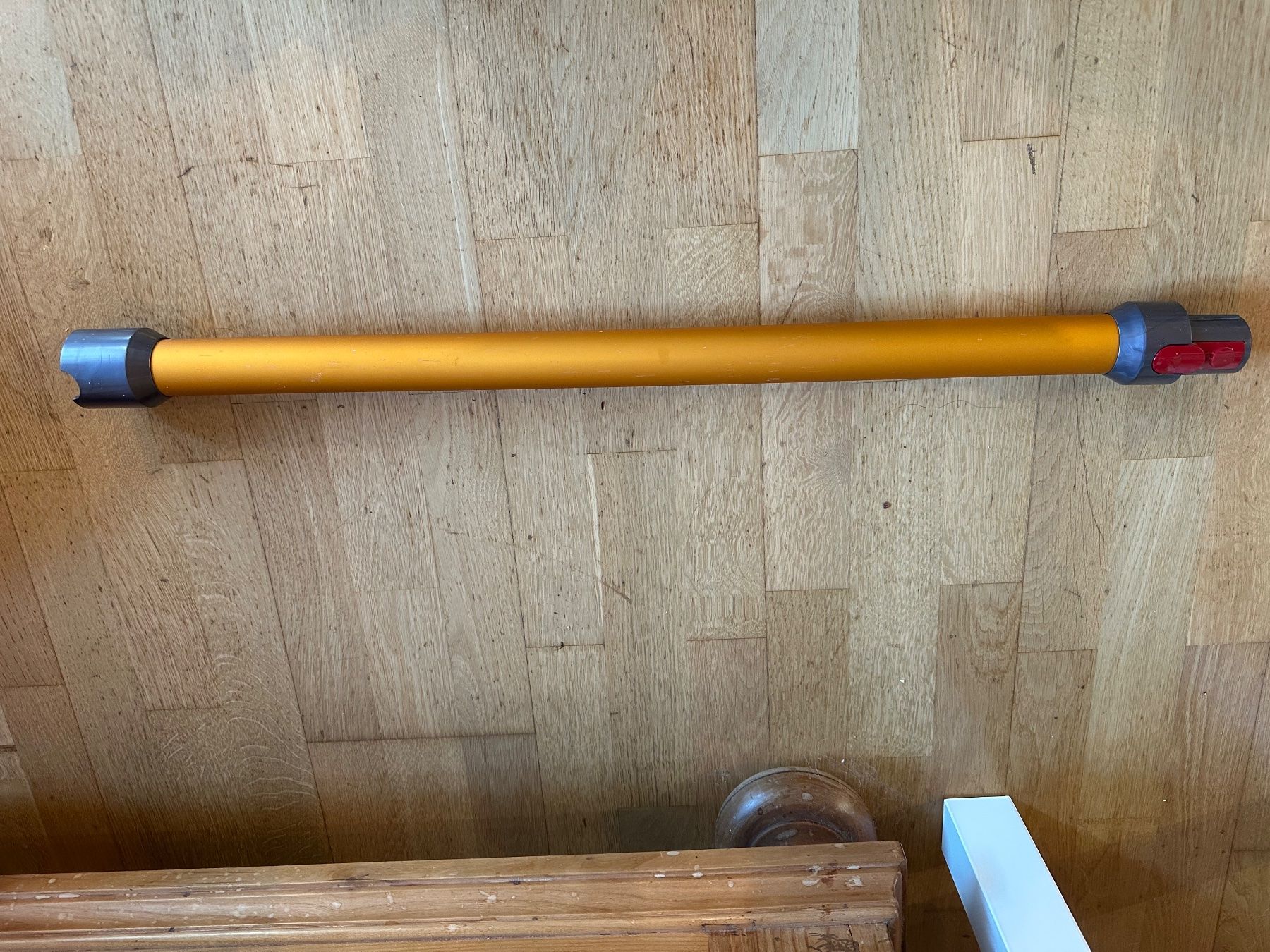 Dyson Aspirapolveri & Accessori: Dyson Saugrohr ab V8 – Usato da Jonen venduto da Qubic