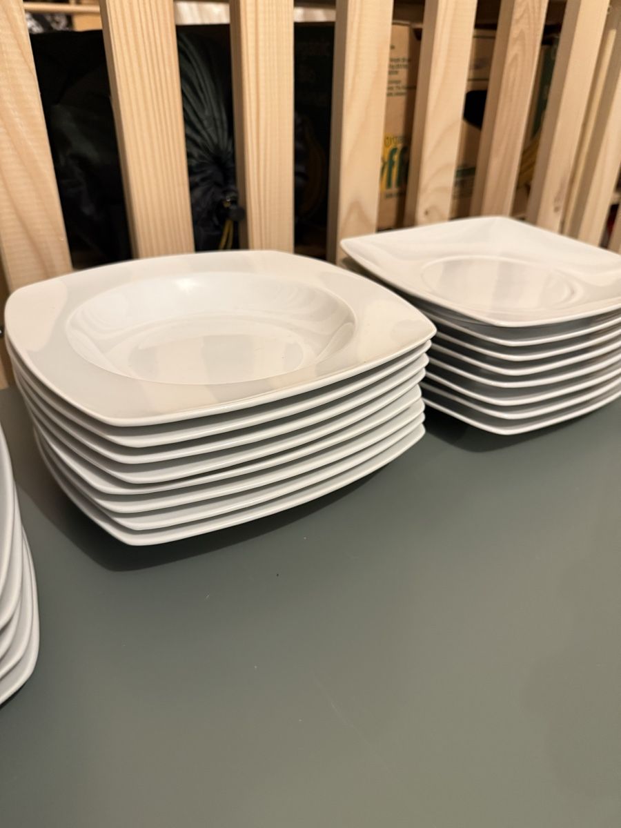 Piatti: Tellerset United Ceramics 24 teilig – Nuovo (secondo la descrizione) da Winterthur venduto da vespavinnie 2