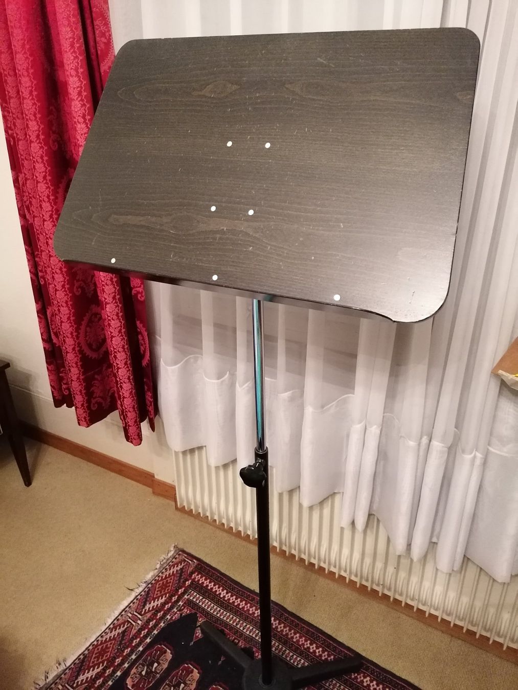 Supporti per strumenti musicali & leggii: Notenständer elegant, stabil Holzblatt – Usato da Thun venduto da kafcem