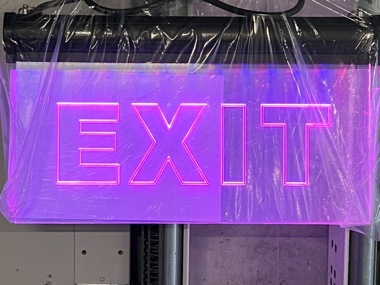 Elektronikbauteile: Schild, EXIT – Neu und originalverpackt aus Biel/Bienne von HB13 7