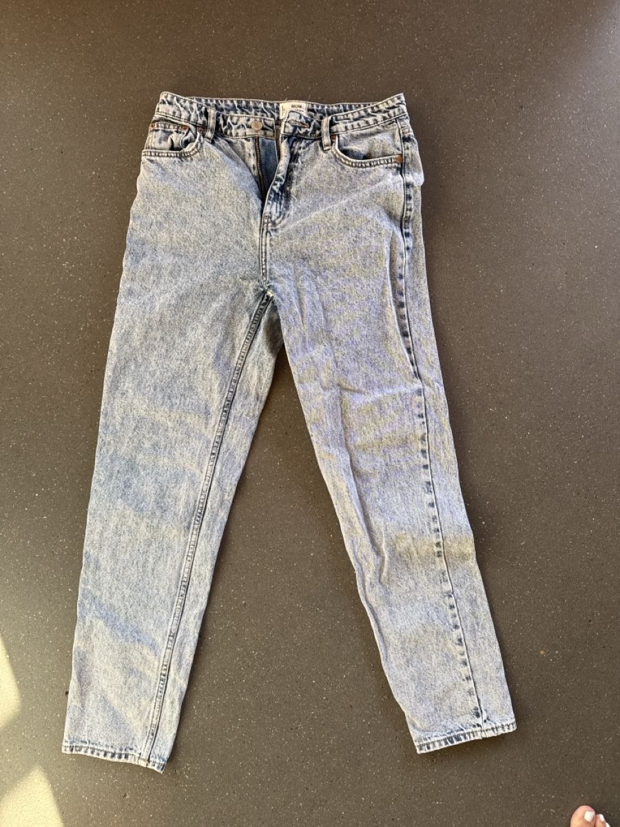 Tally Weijl Jeans: Blaue mom Jeans – Usato da Lurtigen venduto da sal_79fm