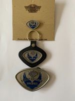 Harley Davidson Set: Gürtelschnalle, Pin, Schlüsselanhäng...