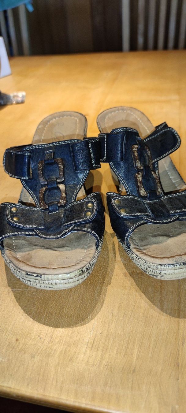 Damenschuhe: Damenschuh hinten offen gr. 40 – Gebraucht aus Schweizersholz von fuchs06