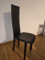 6 Stühle , sehr fest ab 10chf alles zusammen 