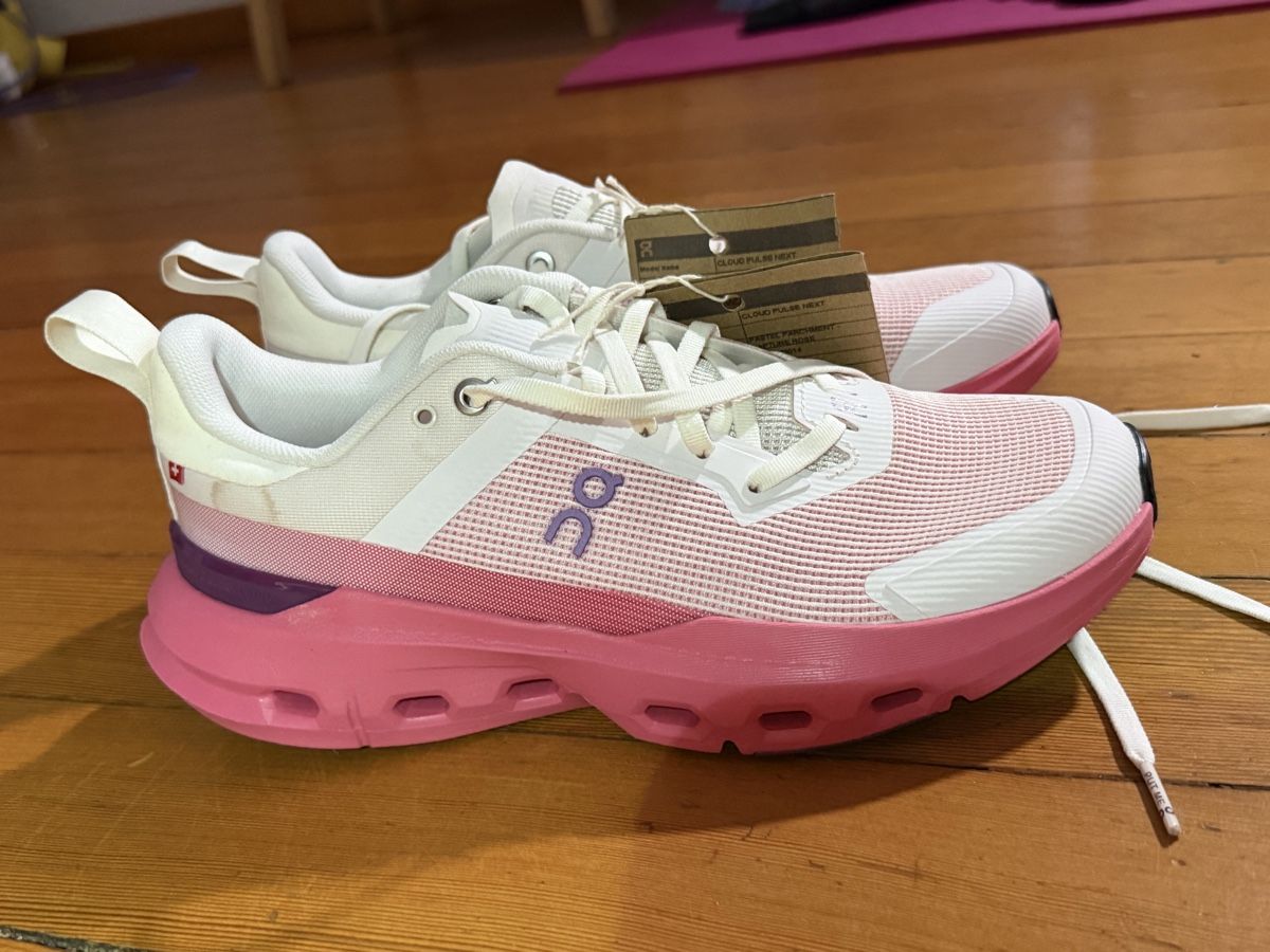 On Damenschuhe: On Running Cloudpulse White Pink New – Neu und originalverpackt aus Dietikon von dom_pvq5 1
