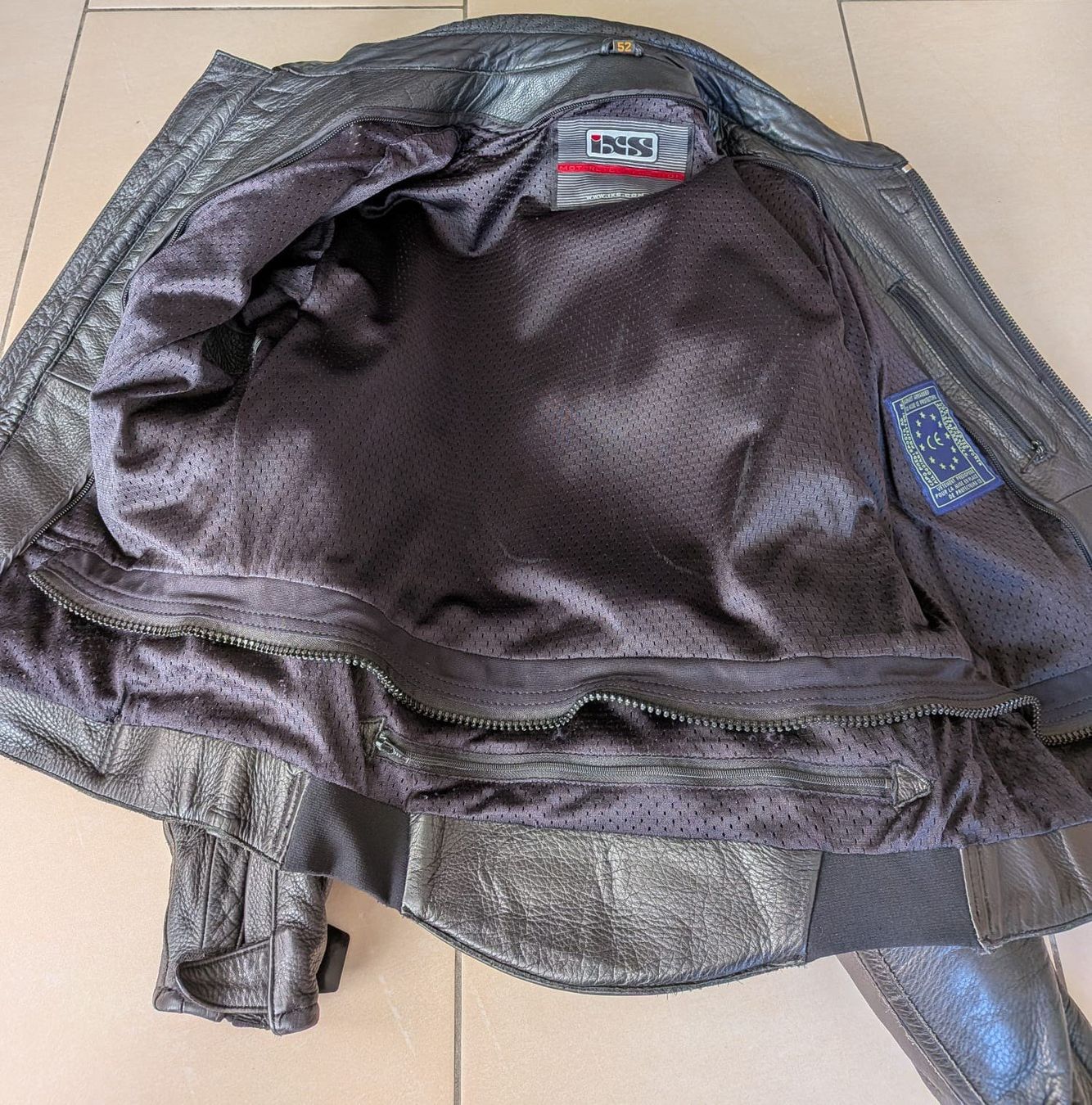 IXS Giacche: IXS Motorrad Lederjacke – Usato da Basel venduto da mimolupo 2
