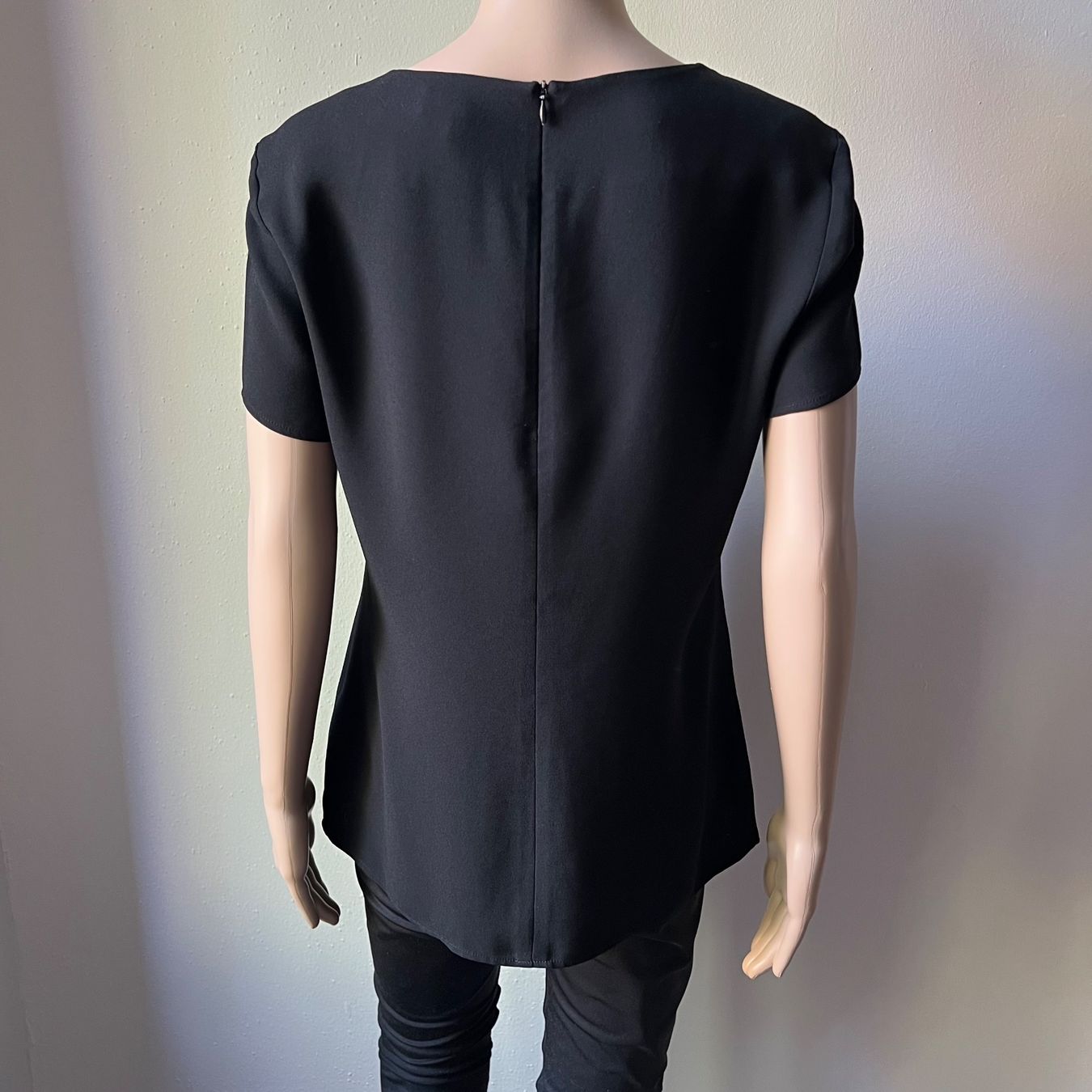 T-shirt: LAWRENCE GREY Shirt 🖤 – Usato da Zürich venduto da ClosetQueen 4