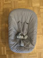Stokke Tripp Trapp Neugeborenenaufsatz Grau guter Zustand
