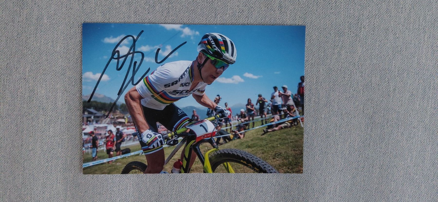Autografi: Autogramm Nina Schurter – Usato da Schmerikon venduto da Olympia04