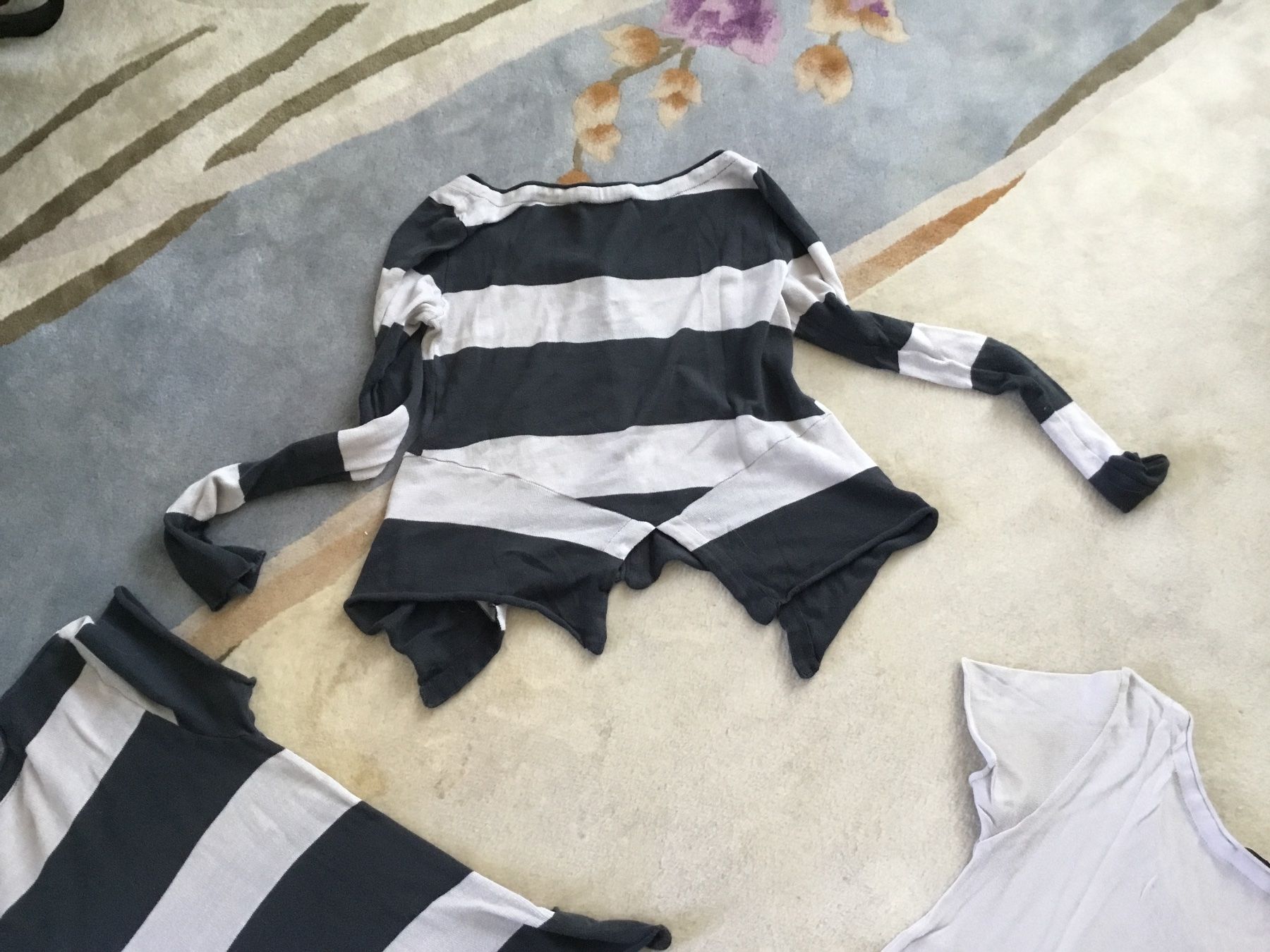 Lotti di vestiti: Superbe ensemble 3p pur coton JAYKO anthracite/crème, t. 40 – Nuovo (secondo la descrizione) da Genève venduto da Mazelyne 5