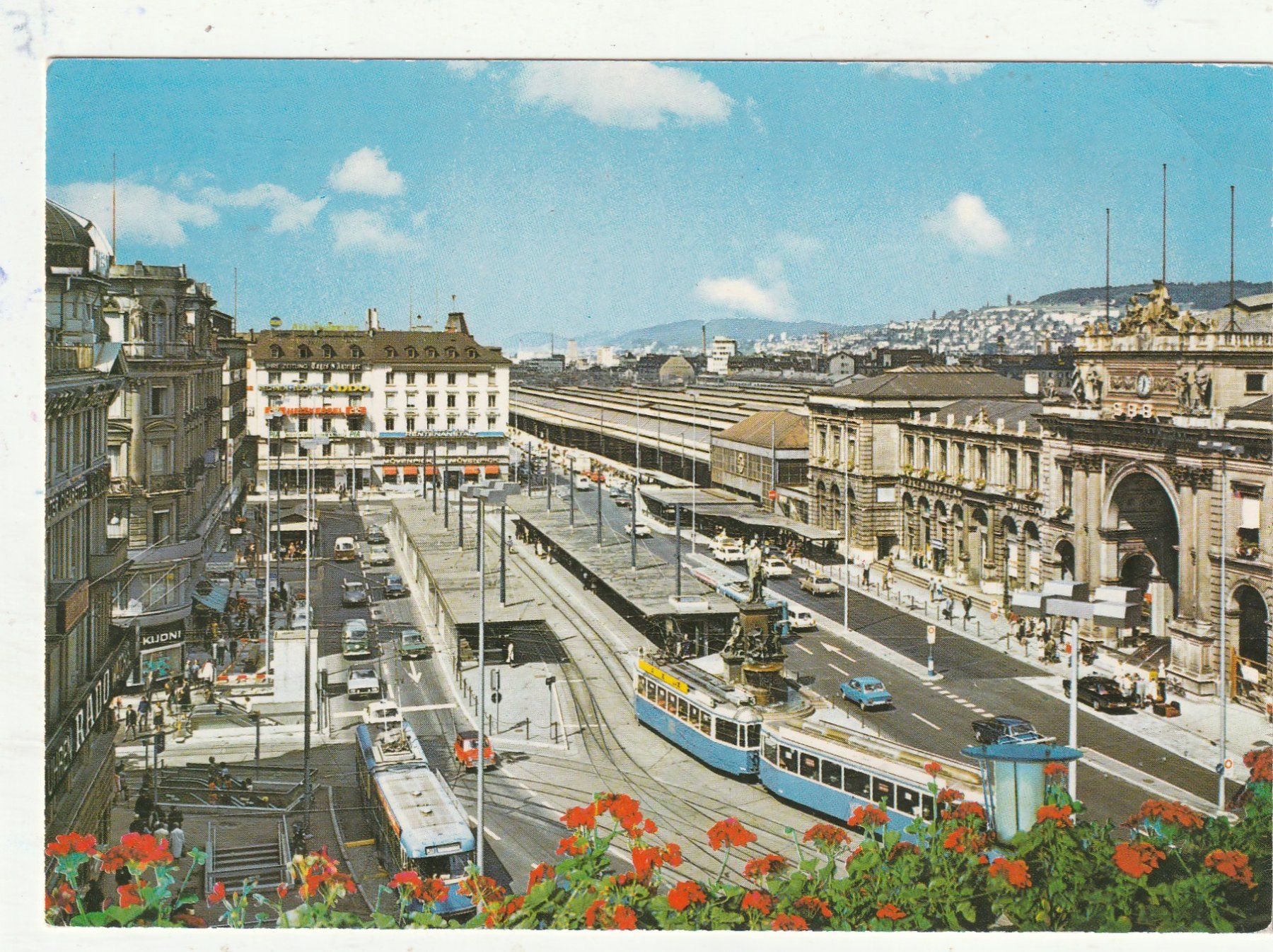 Cartoline postali: Zürich Bahnhofplatz – Usato da Lumbrein venduto da made02